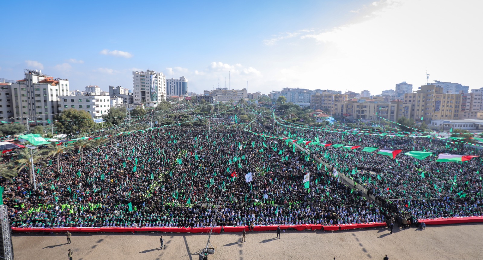 باحث: 3 رسائل مهمة وجهتها حماس في مهرجان ذكرى انطلاقتها الـ35