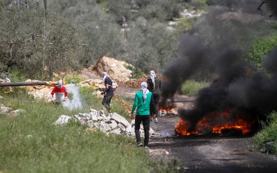 إصابتان جراء اعتداء للمستوطنين على المواطنين شرق بيت لحم