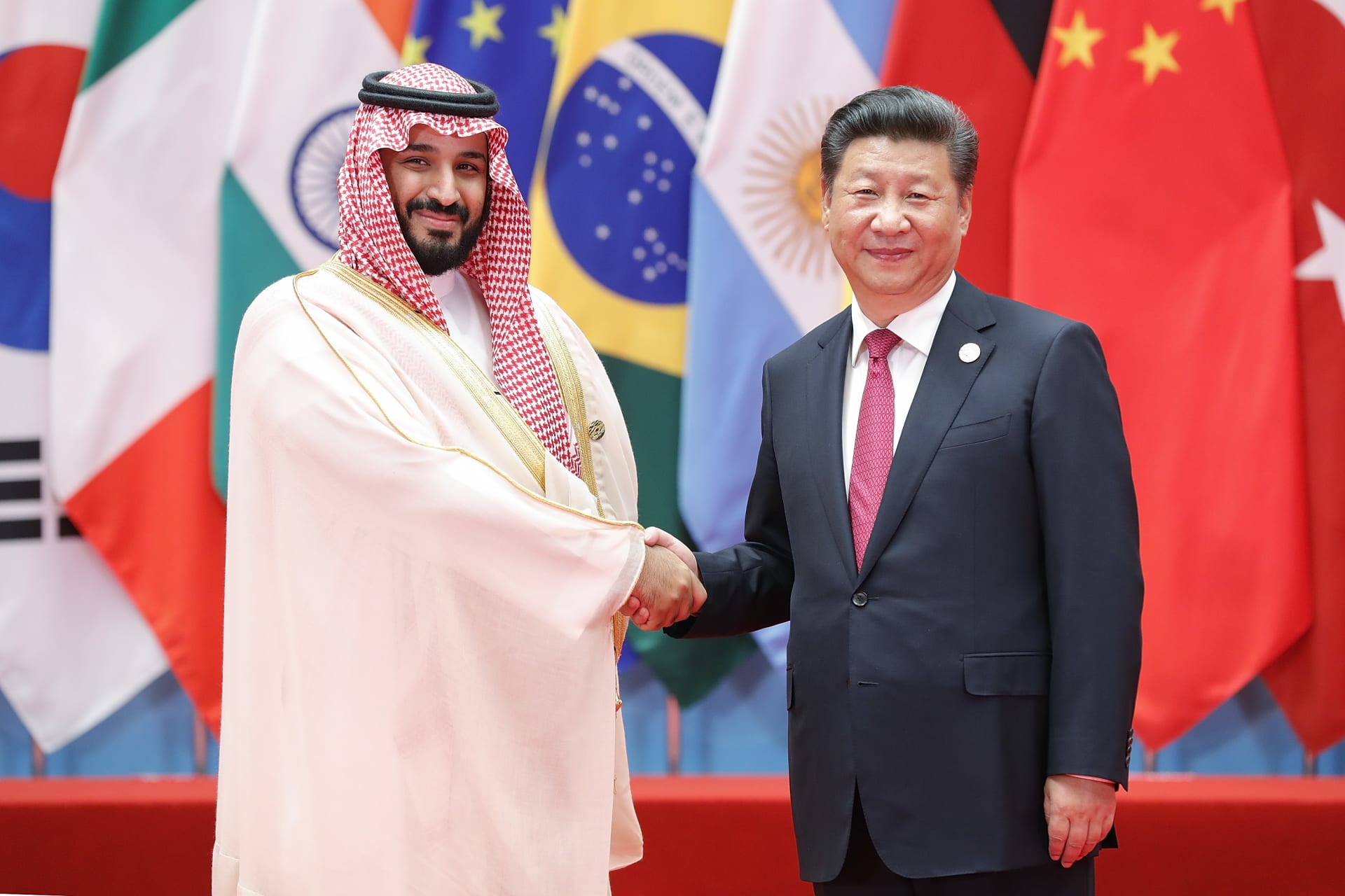 محمد بن سلمان يجري اتصالا هاتفيًّا مع الرئيس الصيني