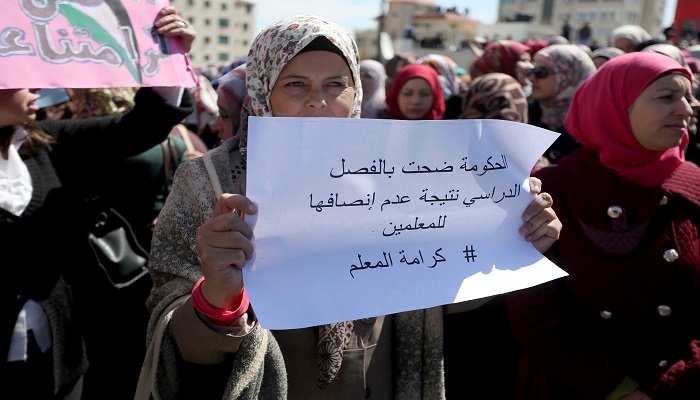 حراك المعلمين يعلن عن تجميد الإضراب والعودة للمدارس