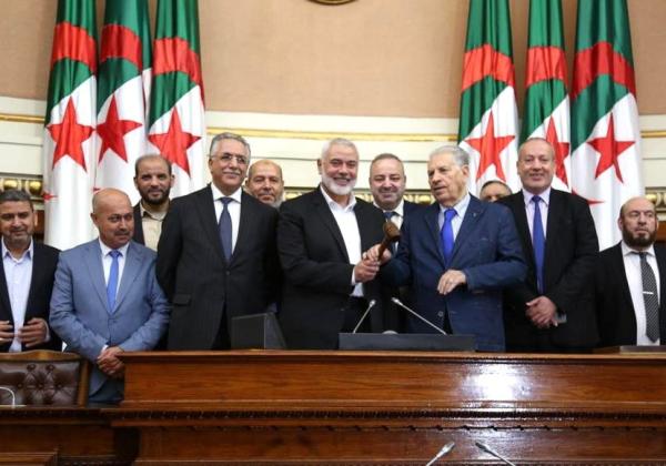 هنية يصل الجزائر ويلتقي رئيس مجلس الأمة