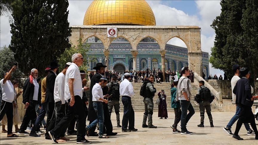 الفلسطينيون يشدّون الرّحال للمسجد الأقصى لإحياء ذكرى المولد النبوي