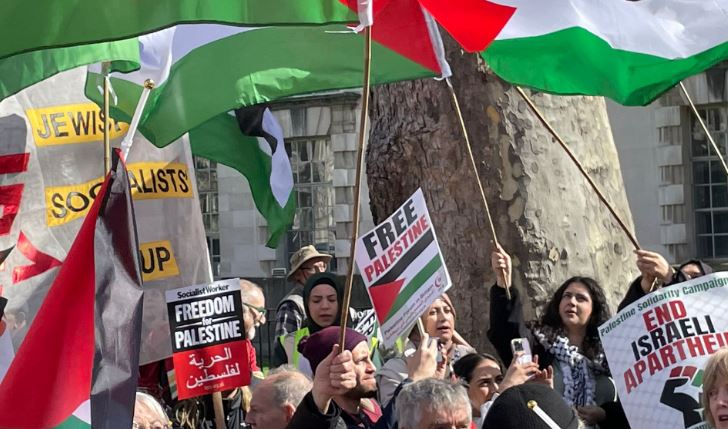   المئات يتظاهرون في لندن للاحتجاج على زيارة نتنياهو