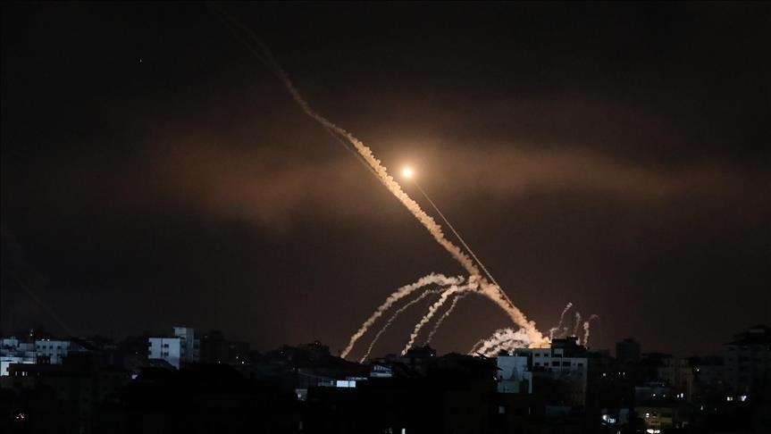 الاحتلال يزعم سقوط صاروخ أطلق من غزة في “شاعر هنيغيف”