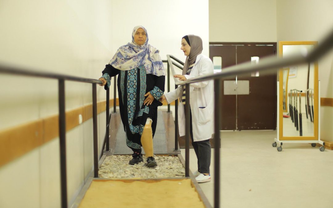 مركز الأطراف الصناعية يعيد الأمل للمبتورين في غزة