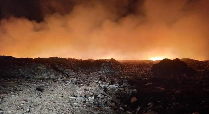 الاحتلال يستهدف العاملين لإطفاء حريق مكب النفايات شرق غزة