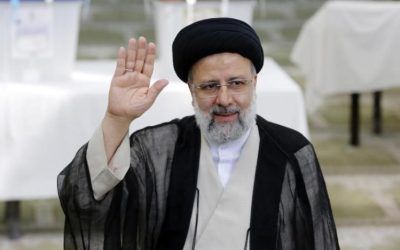 الرئيس الإيراني: العالم يتغير وعصر الهيمنة الغربية انتهى