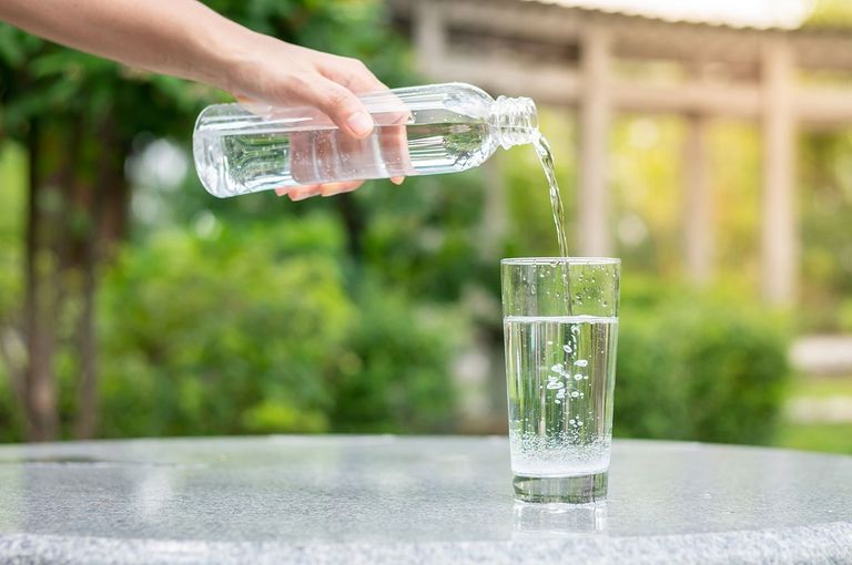 ما أفضل وقت لشرب الماء في رمضان؟