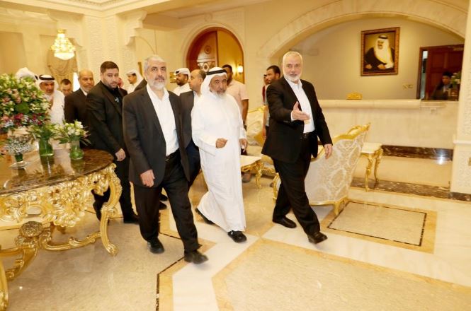 حماس تنظم لقاءً رمضانيًا مع سفراء وممثلي الدول الصديقة في قطر