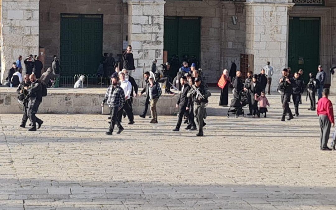 برلمانيون لأجل القدس تدين اعتداء الاحتلال الهمجي على المعتكفين بالأقصى