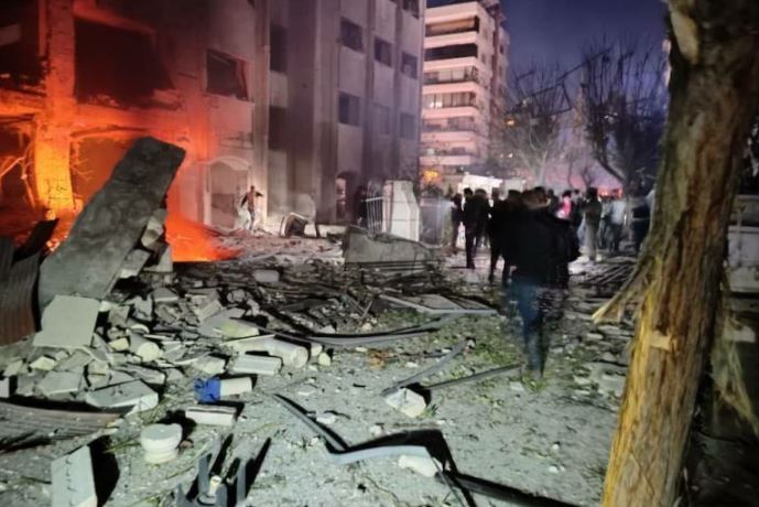 خسائر مادية جراء غارات إسرائيلية محيط دمشق