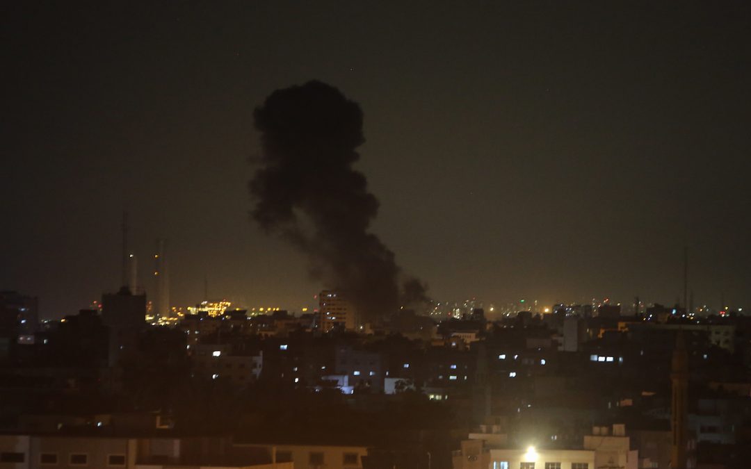قصف 4 مراصد وإصابات بقمع الاحتلال تظاهرات شرق غزة