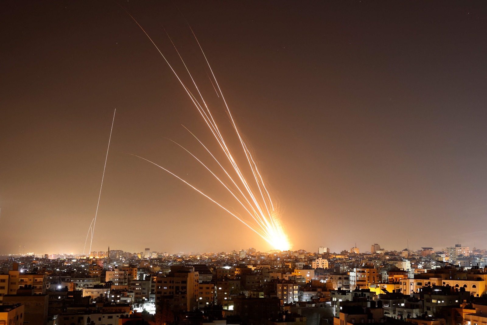الجهاد: قصف المنازل سيقابل بقصف تل أبيب والعمق الإسرائيلي