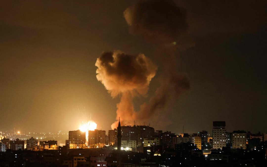 غارات إسرائيلية على قطاع غزة والمقاومة ترد برشقات صاروخية