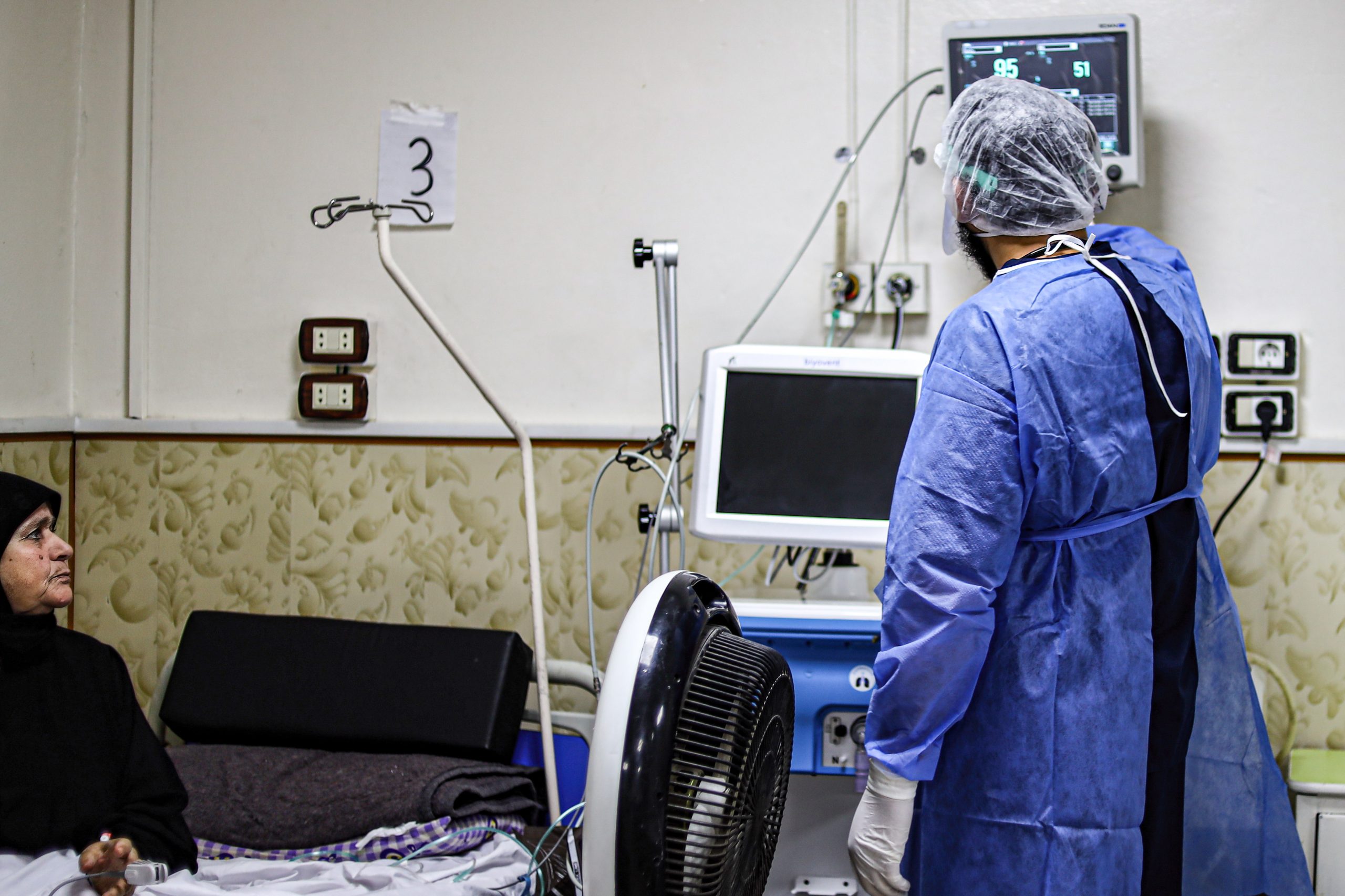 مرضى السرطان الفلسطينيون شمال سوريا محرومون من العلاج