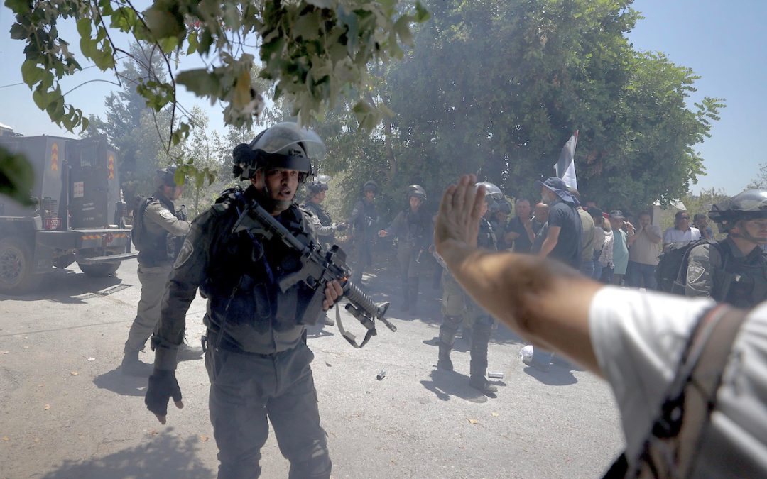 عشرات الإصابات بمواجهات مع الاحتلال ومستوطنيه بالضفة