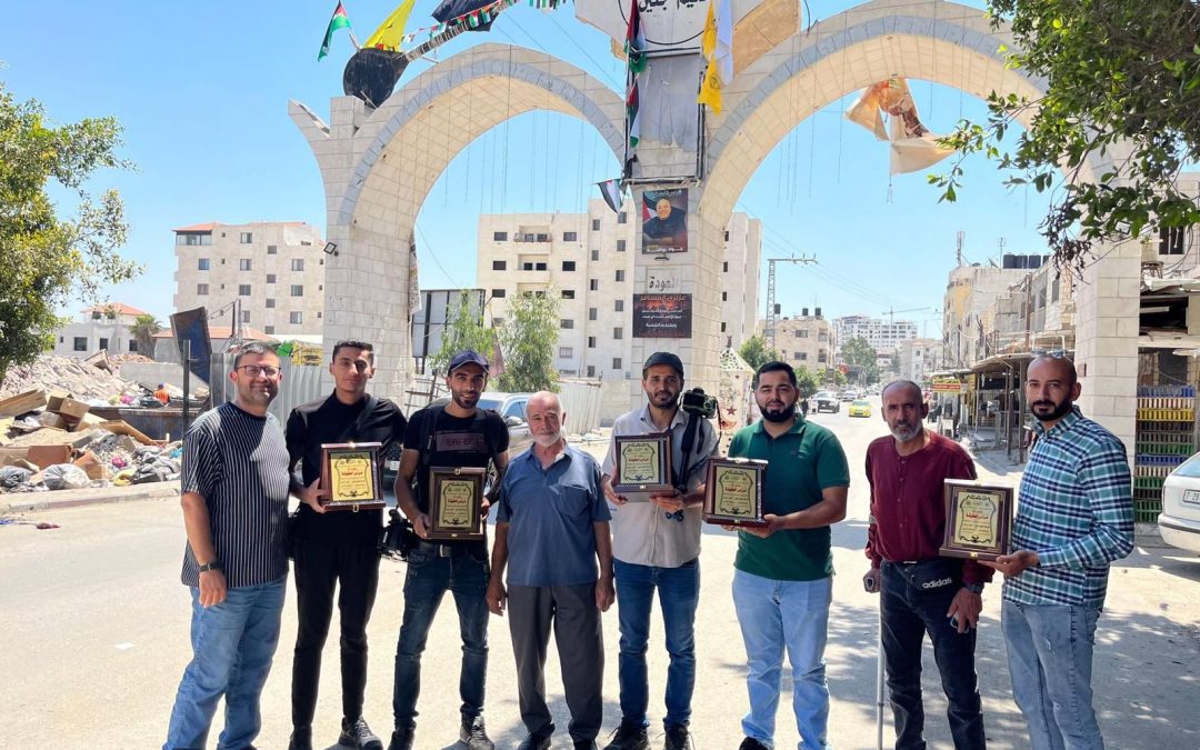 حماس تكرم الصحفيين في جنين لتغطيتهم عدوان الاحتلال