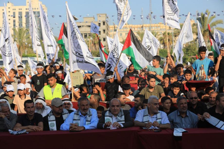 “الأحرار” تُحيي ذكرى انطلاقتها الـ16 بمهرجان حاشد في غزة
