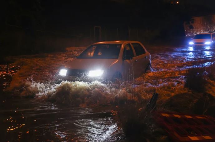 حالتا وفاة بفيضانات مفاجئة جراء أمطار غزيرة بإسطنبول