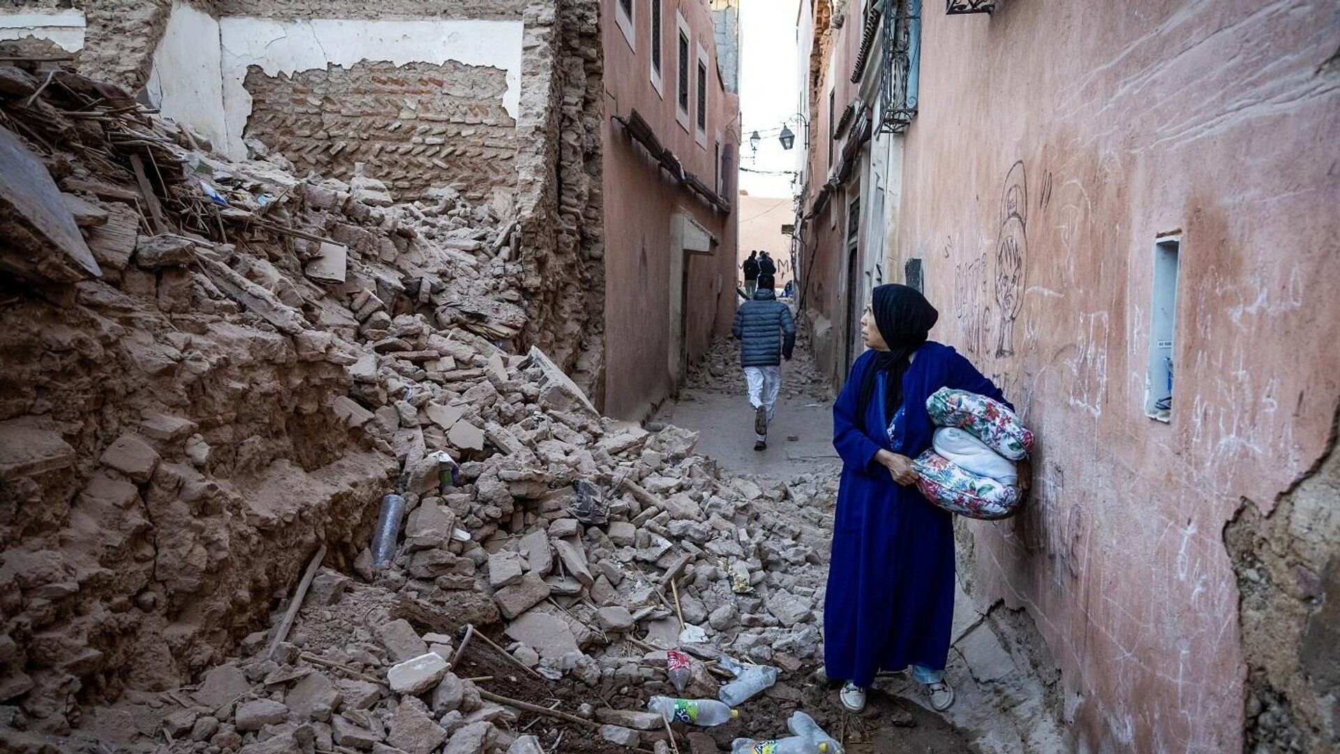 آلاف الضحايا في زلزال المغرب وسيول ليبيا
