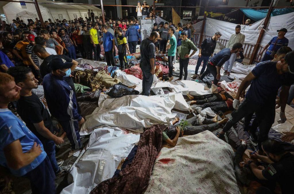 تحقيق استقصائي للجزيرة: إسرائيل تعمدت التضليل عند قصفها مستشفى المعمداني بغزة