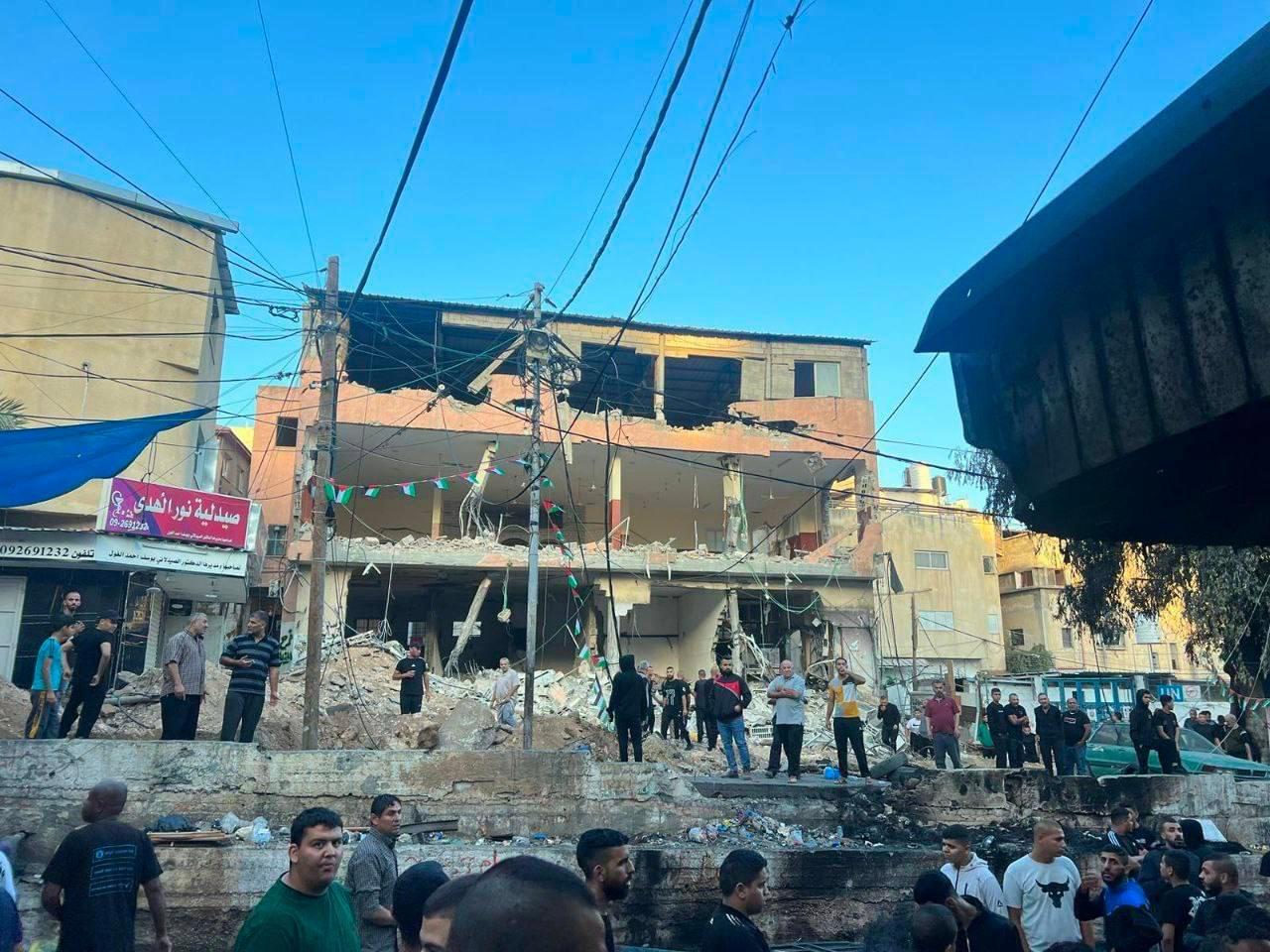 عداون خلف 13 شهيدًا .. الاحتلال ينسحب من مخيم نور شمس عداون خلف 13 شهيدًا .. الاحتلال ينسحب من مخيم نور شمس