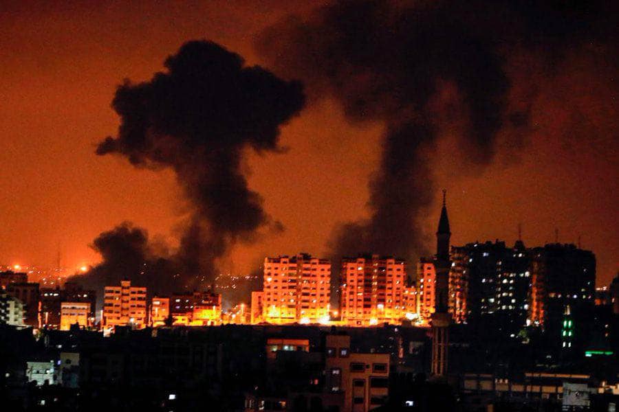 غزة بلا اتصالات .. قصف إسرائيلي متواصل والمقاومة تصد توغلات برية