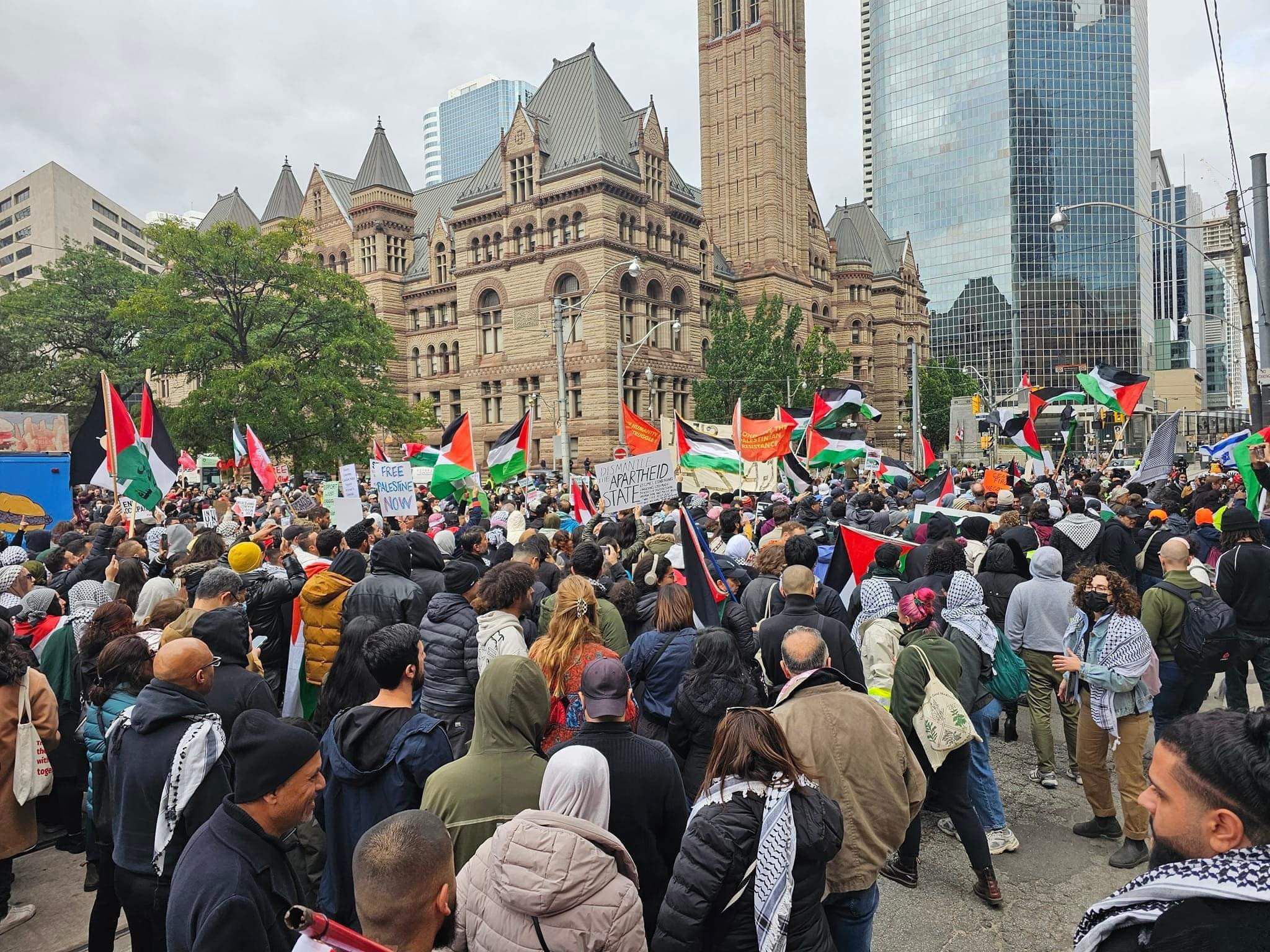 تظاهرات واسعة في كندا تنديداً بالحرب على غزة ودعماً لفلسطين