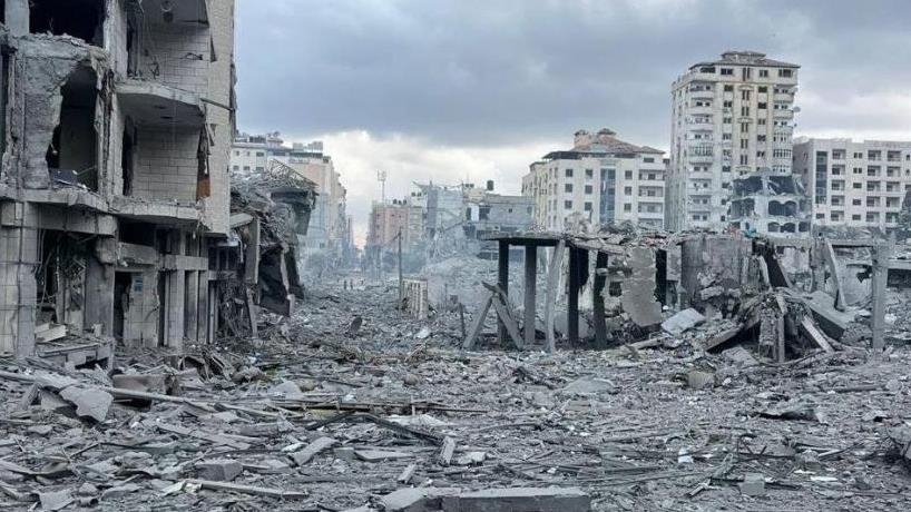 الإعلام الحكومي يوثق نتائج محرقة الاحتلال في غزة بيومها السابع عشر