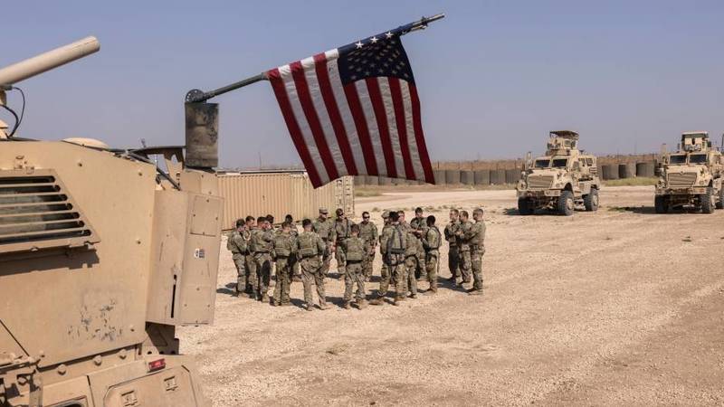 ما رسائل الهجمات على قواعد أمريكية في العراق وسوريا؟