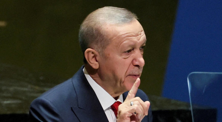 “لا تهددني”.. أردوغان يرد على صحفي حاول ابتزازه بصفقة الطائرات الألمانية بسبب غزة