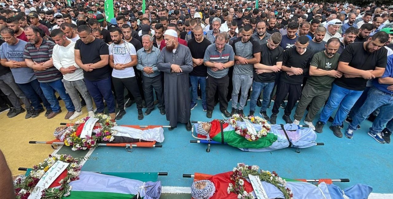 37 مجزرة إسرائيلية بـ24 ساعة و16 شهيدًا مسيحيا بقصف الكنيسة 37 مجزرة إسرائيلية بـ24 ساعة و16 شهيدًا مسيحيا بقصف الكنيسة