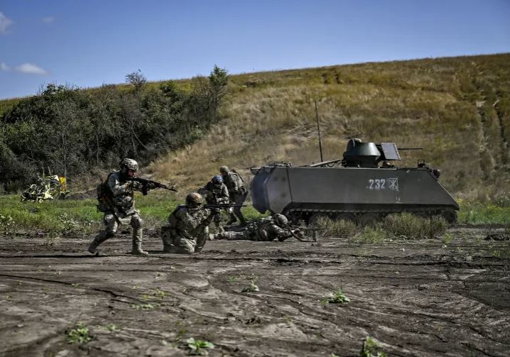 روسيا تعلن قتل مئات الجنود الأوكرانيين