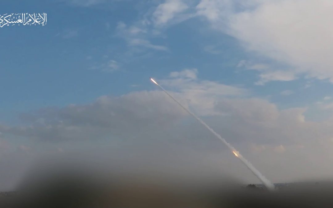سرايا القدس توجه رشقة صاروخية تجاه مستوطنات غلاف غزة