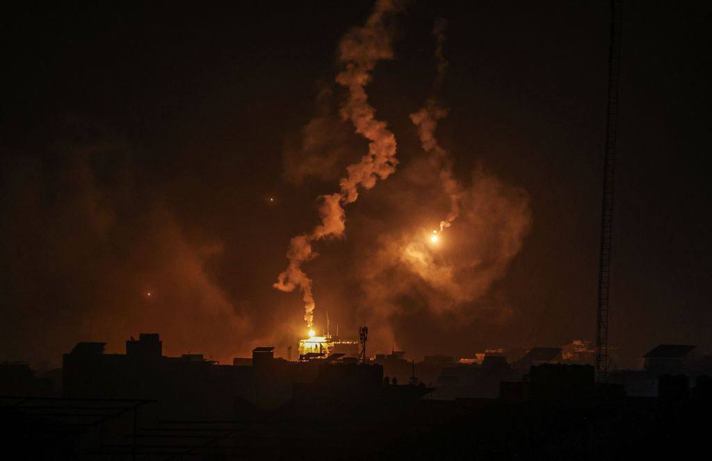 33 يومًا لمحرقة غزة .. مجازر جديدة وحرب على المساجد