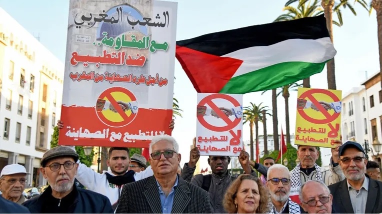 أكاديميون مغاربة يطالبون بوقف التطبيع مع الاحتلال الإسرائيلي