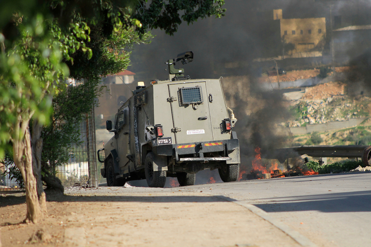 مقتل جندي صهيوني بتفجير آلية للاحتلال في طولكرم
