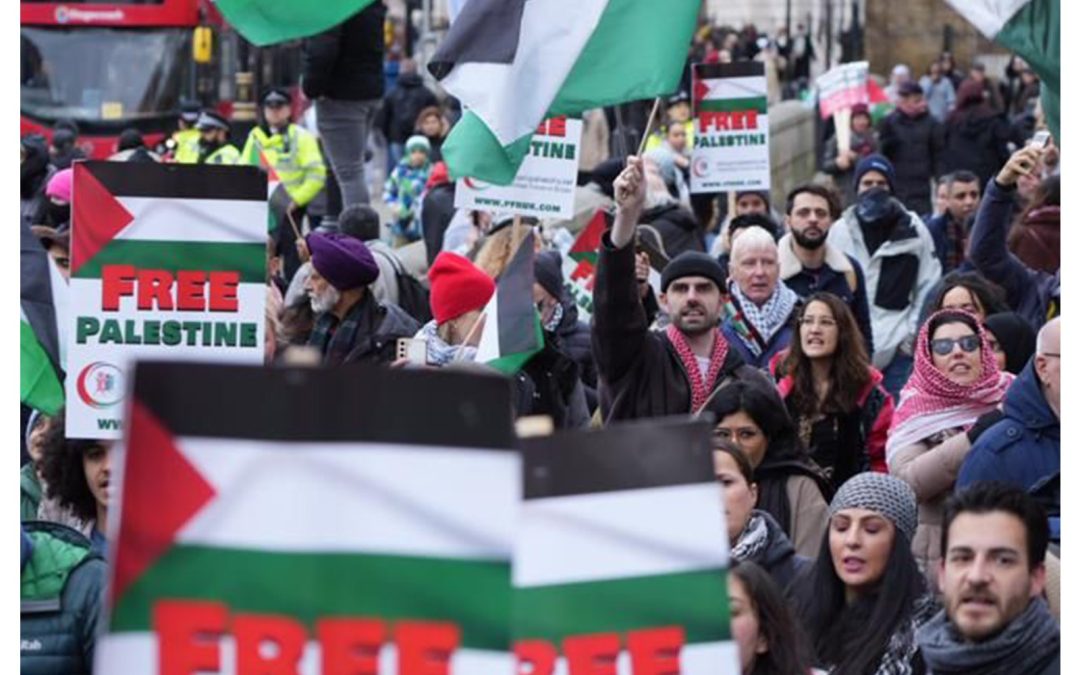 المسيرات الحاشدة تجتاح أوروبا نصرة لغزة في رأس السنة الميلادية (شاهد)