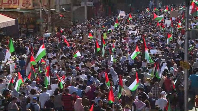 مسيرات ومظاهرات في عواصم ومدن عربية وعالمية دعما لغزة