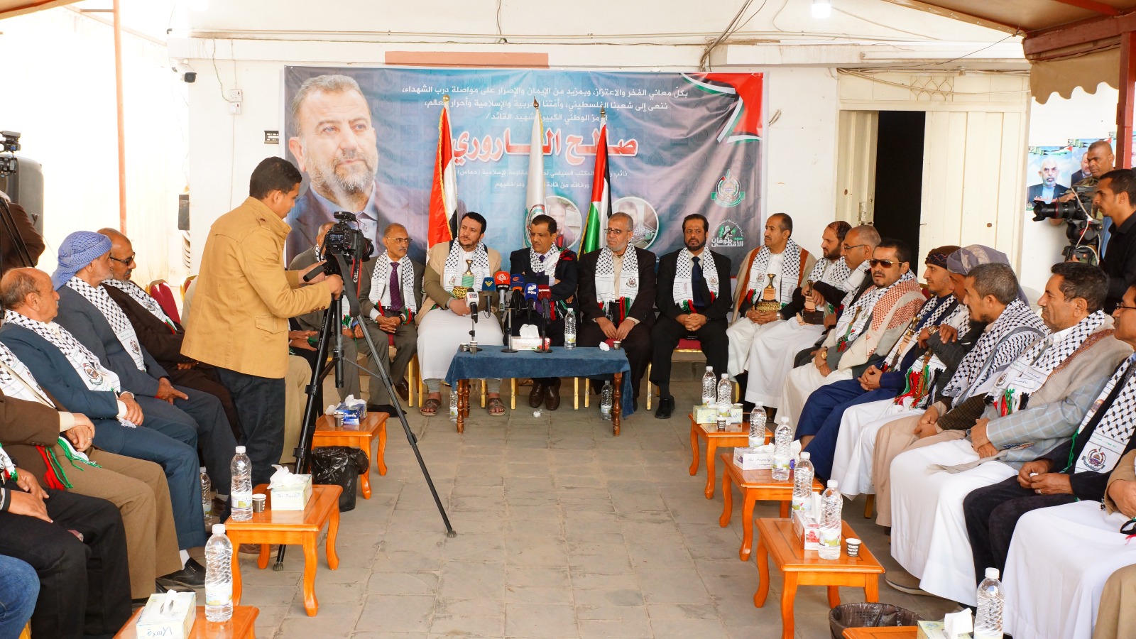 قيادات الأحزاب اليمنية تعزي باستشهاد القائد صالح العاروري