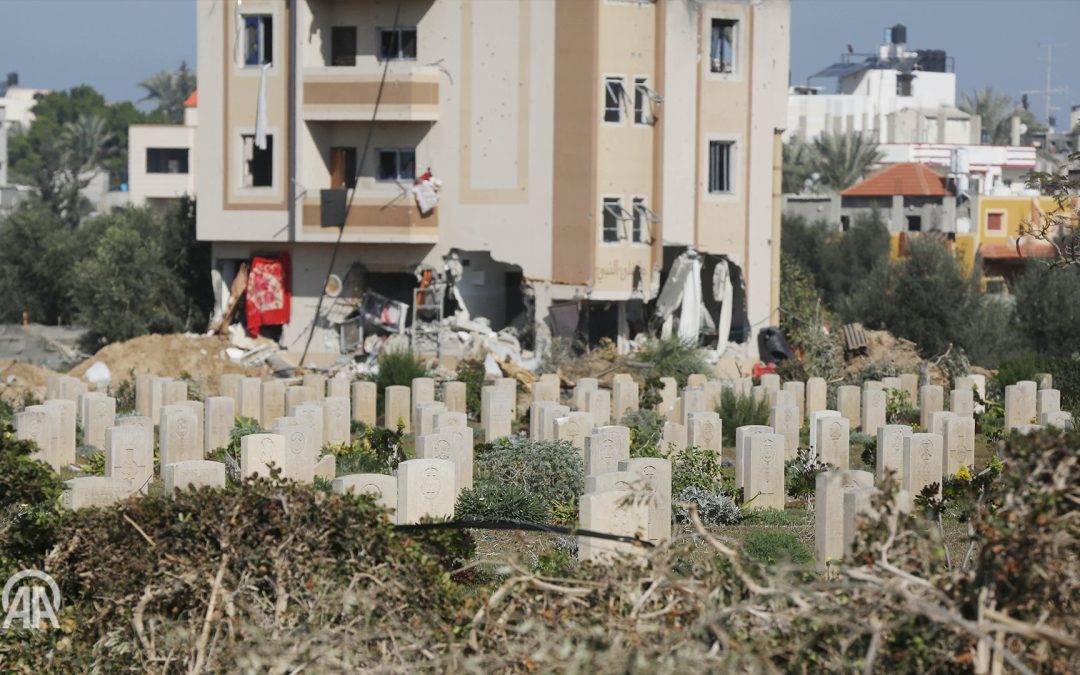 تزايد القبور العشوائية في غزة منذ بدء العدوان ومخاوف من انتشار الاوبئة
