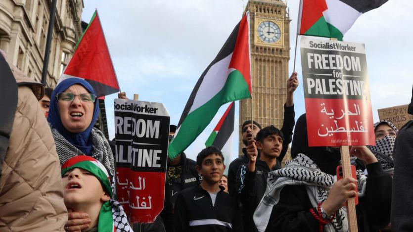 “المنتدى الفلسطيني” يعلن عن مسيرة حاشدة في لندن السبت تضامنا مع غزة