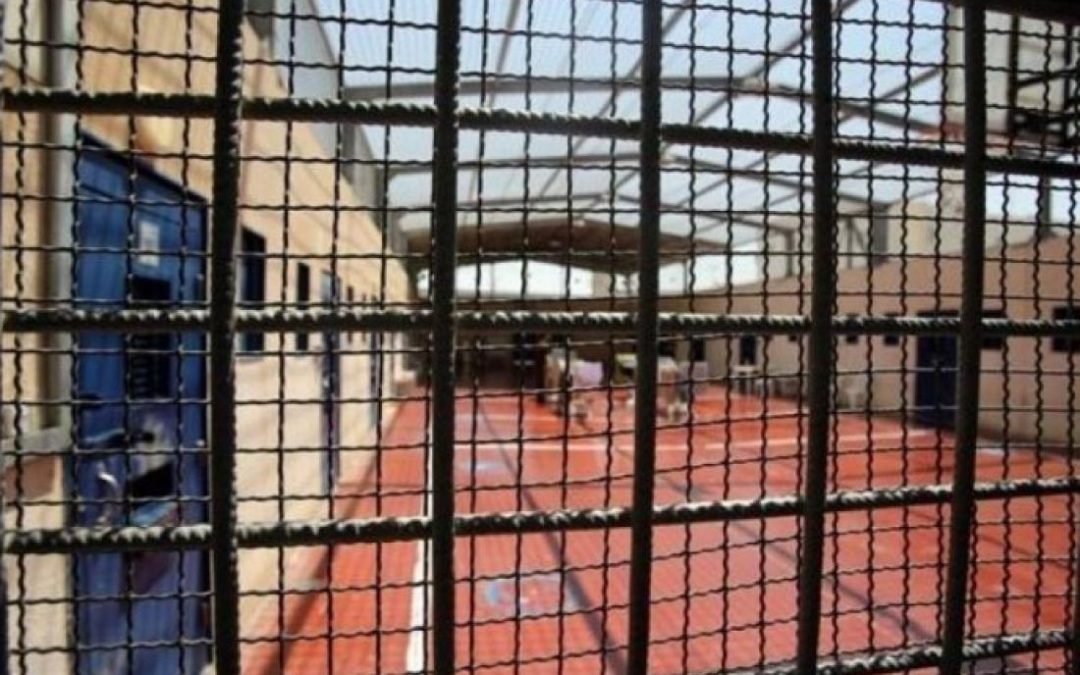90% من المعتقلين في سجن عتصيون تعرضوا للضرب والتنكيل وفقاً لهيئة الأسرى