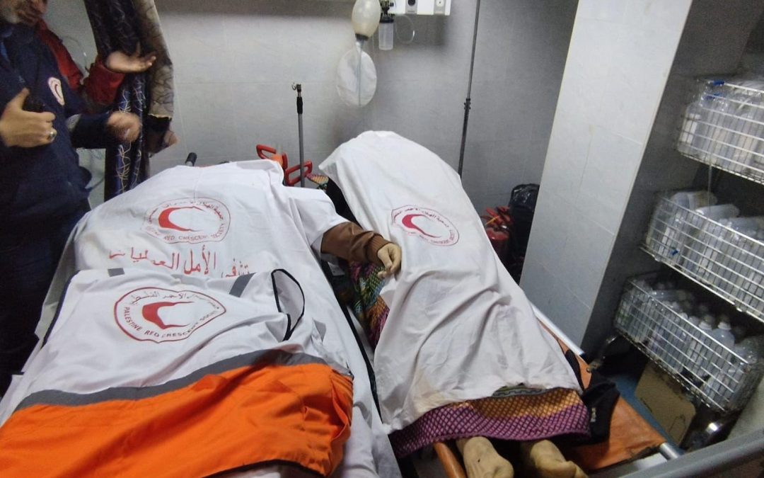الهلال الأحمر تفند افتراءات الاحتلال بشأن الاعتقالات من مشفى الأمل