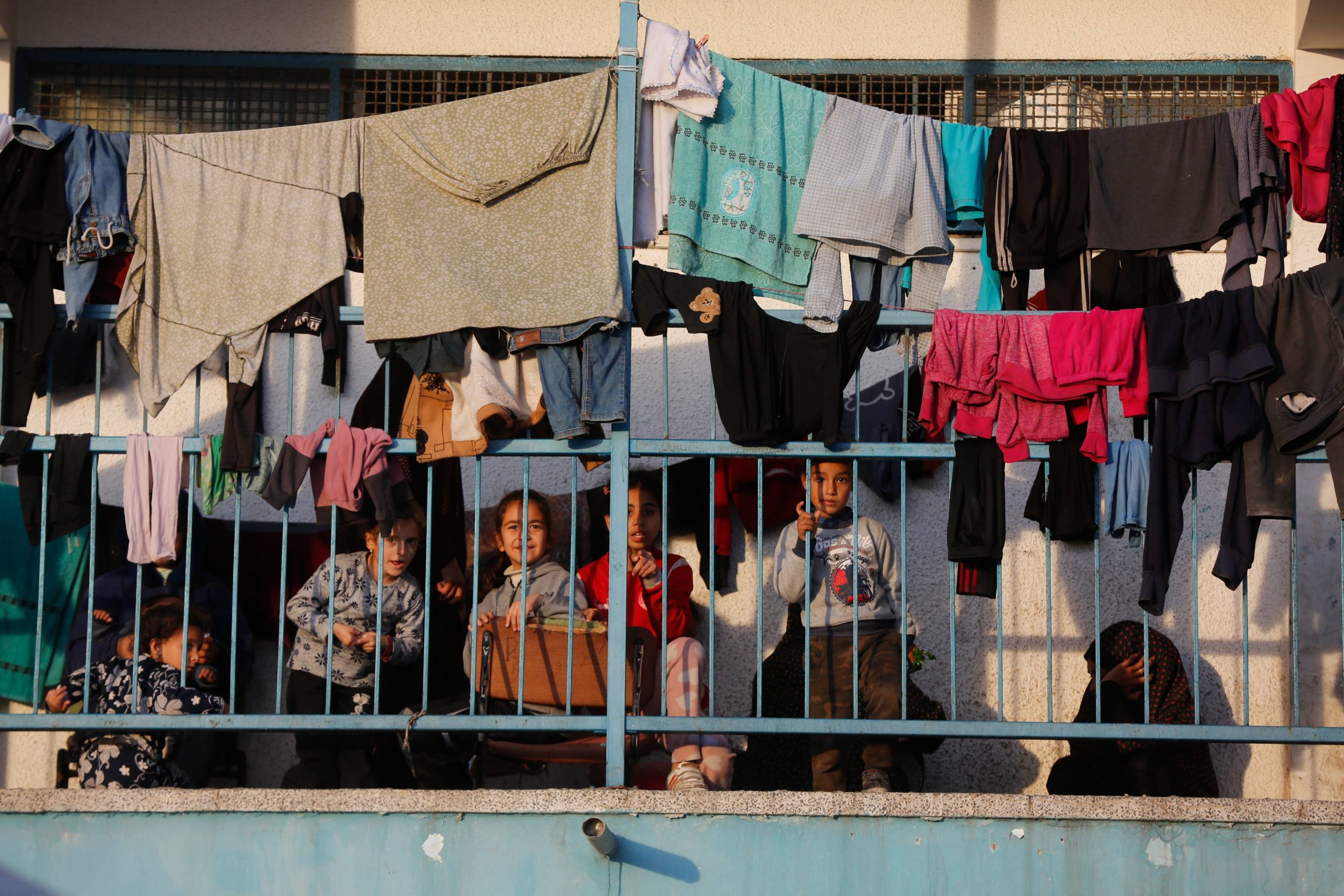 أونروا: لا مكان آمنًا في غزة ومليون شخص يحتمون بمرافقنا