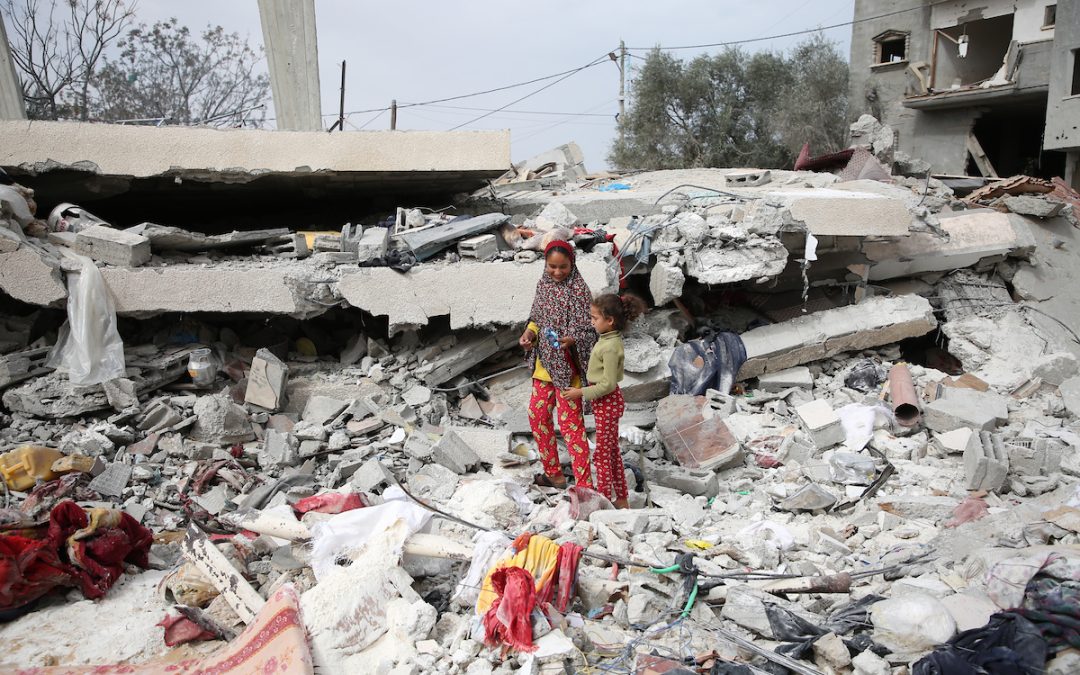 الإعلام الحكومي يطالب دول العالم وقف الحرب الإجرامية على غزة