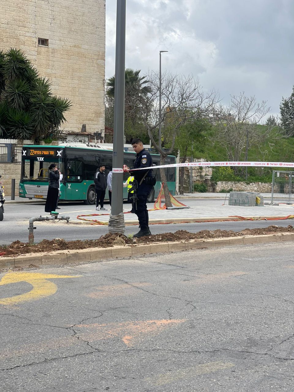 الاحتلال يعدم فلسطينيا قرب غوش عتصيون جنوب بيت لحم الاحتلال يعدم فلسطينيا قرب غوش عتصيون جنوب بيت لحم