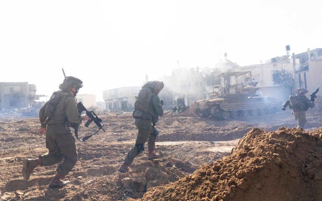 الاحتلال يعترف بمقتل جندي وإصابة 4 آخرين بمعارك رفح