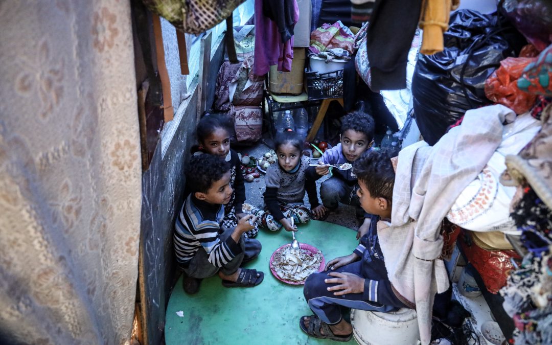 “يونيسيف”: 1 من كل 3 أطفال دون سن الثانية في شمال غزة يعاني من سوء التغذية
