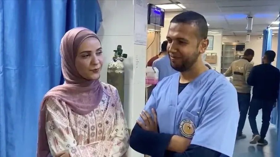 رفضا الاستسلام للعدوان.. طبيبان بغزة يحتفلان بزفافهما في مستشفى الشفاء
